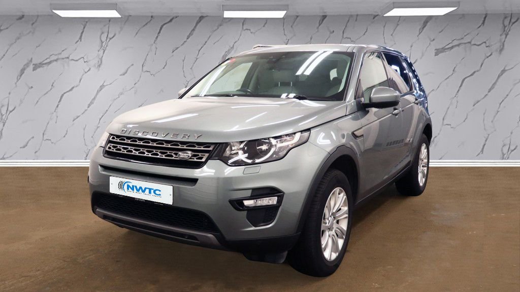 Used Land Rover Discovery Sport 2016 for sale - 76430309: Photo 3