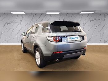 Used Land Rover Discovery Sport 2016 for sale - 76430309: Photo