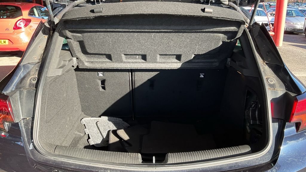 Used Vauxhall Astra 2018 for sale - 76711009: Photo 12