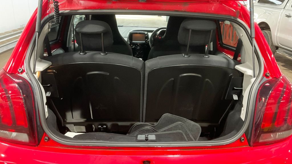 Used Peugeot 108 2017 for sale - 76867918: Photo 11