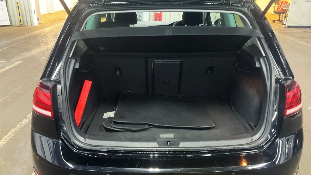 Used Volkswagen Golf 2018 for sale - 76482066: Photo 13