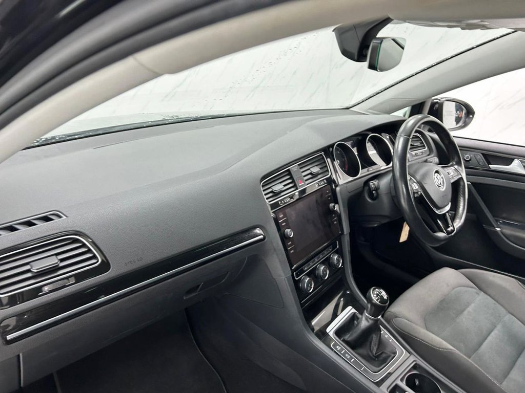 Used Volkswagen Golf 2018 for sale - 76482066: Photo 14