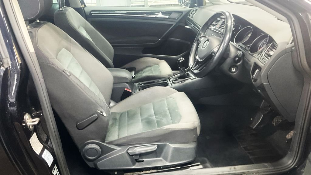 Used Volkswagen Golf 2018 for sale - 76482066: Photo 9