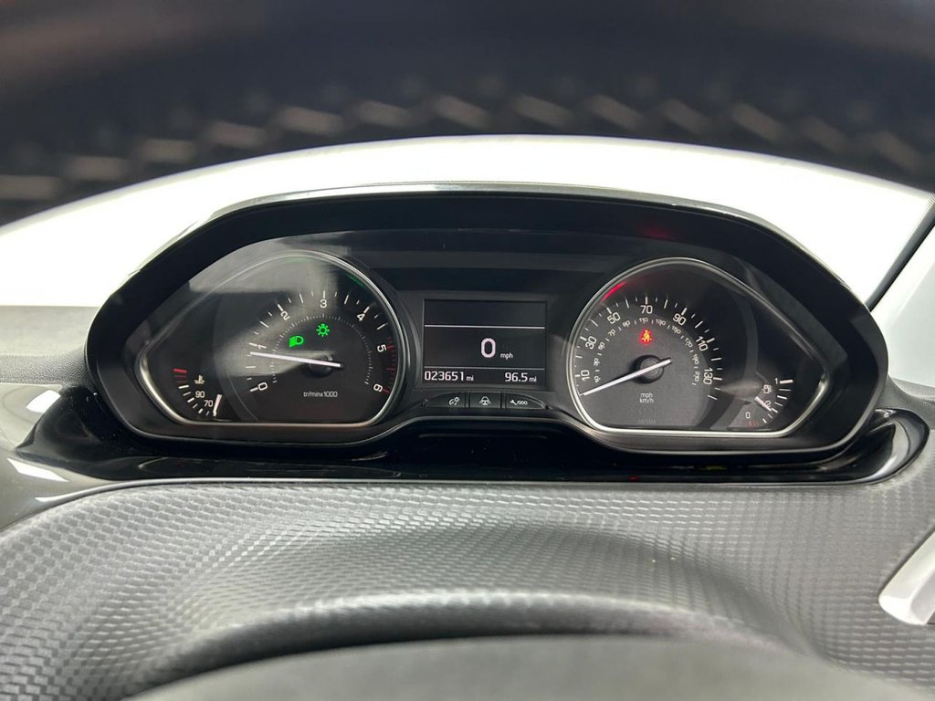 Used Peugeot 2008 2017 for sale - 76356926: Photo 15