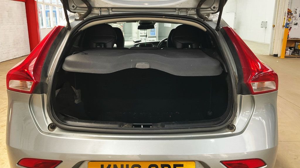 Used Volvo V40 2016 for sale - 78212694: Photo 15