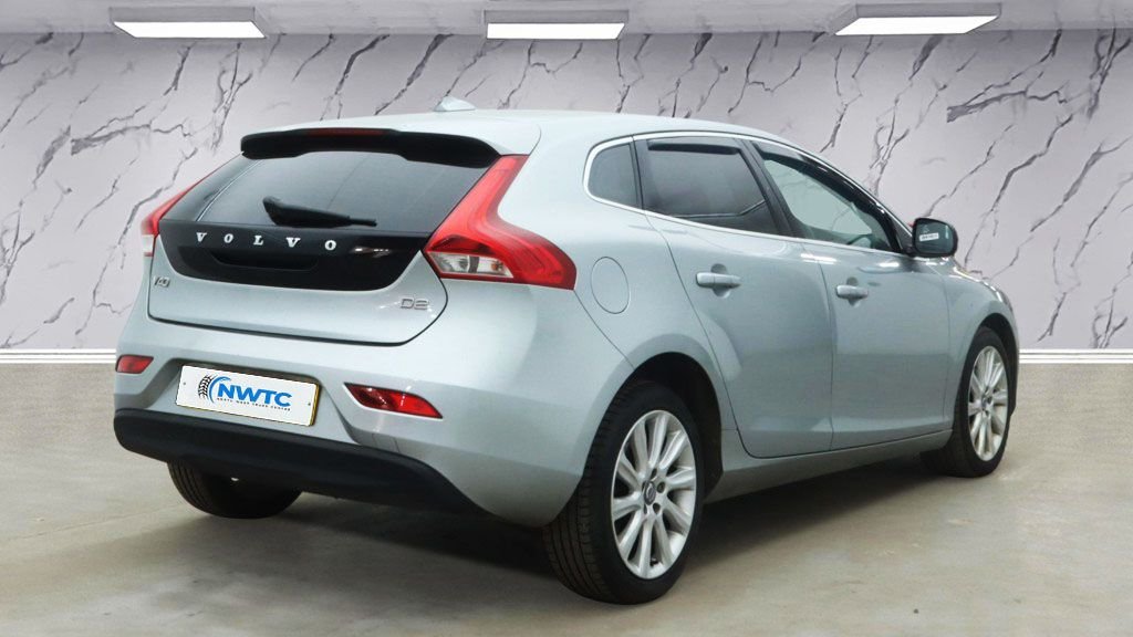 Used Volvo V40 2016 for sale - 78212694: Photo 7