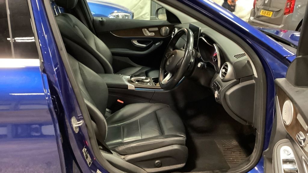 Used Mercedes-Benz C Class 2016 for sale - 76740521: Photo 10