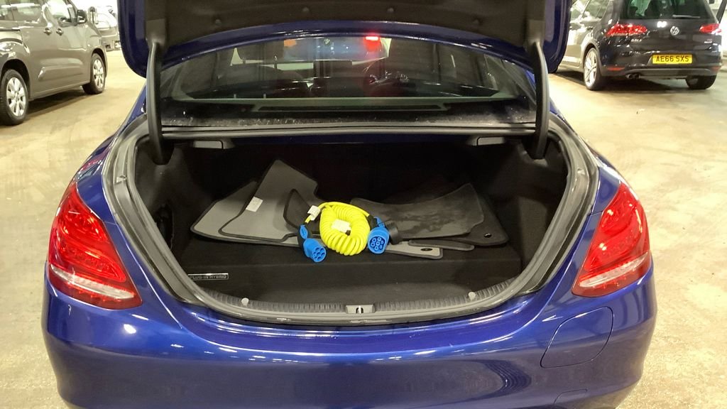 Used Mercedes-Benz C Class 2016 for sale - 76740521: Photo 12