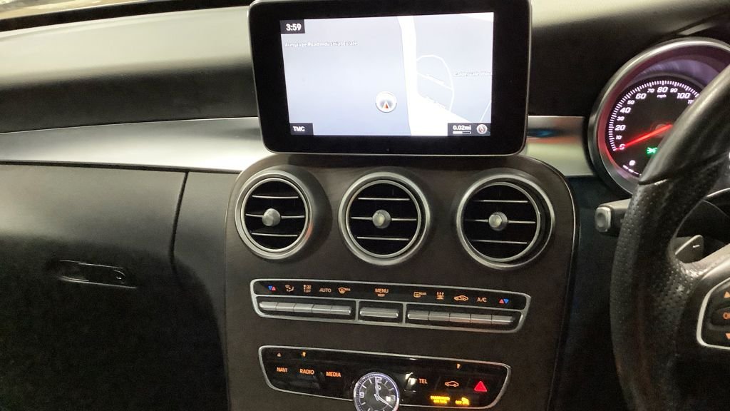 Used Mercedes-Benz C Class 2016 for sale - 76740521: Photo 8