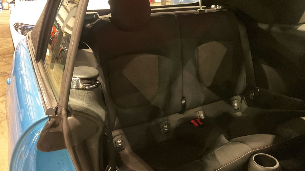 Used MINI Convertible 2018 for sale - 76923909: Photo 12