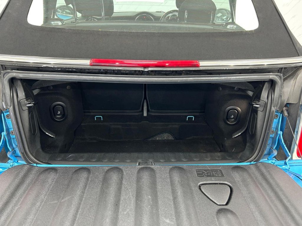 Used MINI Convertible 2018 for sale - 76923909: Photo 21