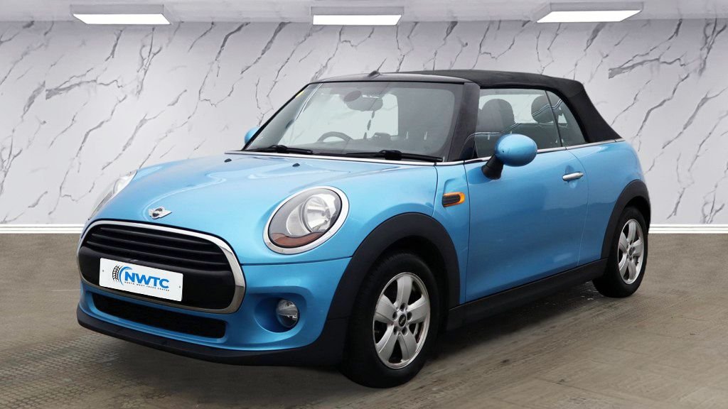Used MINI Convertible 2018 for sale - 76923909: Photo 3