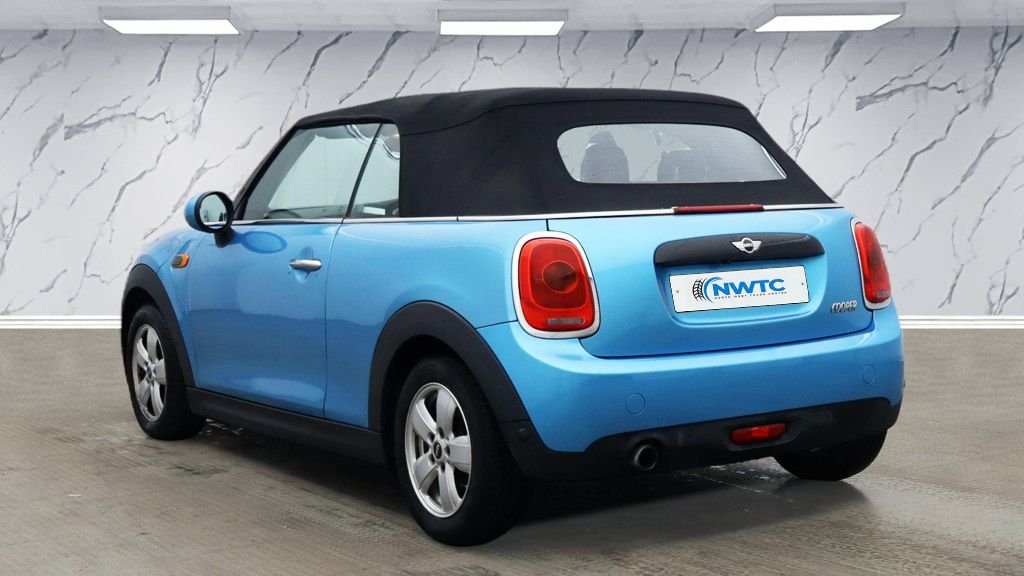 Used MINI Convertible 2018 for sale - 76923909: Photo 4