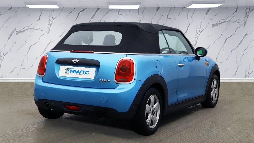 Used MINI Convertible 2018 for sale - 76923909: Photo 5