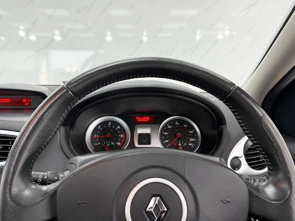 Used Renault Clio 2009 for sale - 74029300: Photo 18