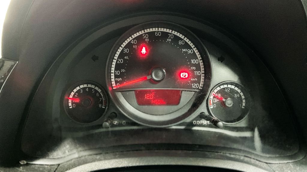 Used Volkswagen up! 2016 for sale - 76345893: Photo 8