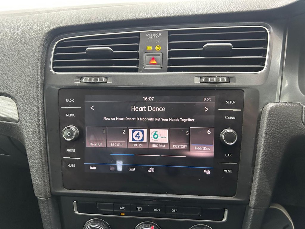 Used Volkswagen Golf 2017 for sale - 77936548: Photo 17