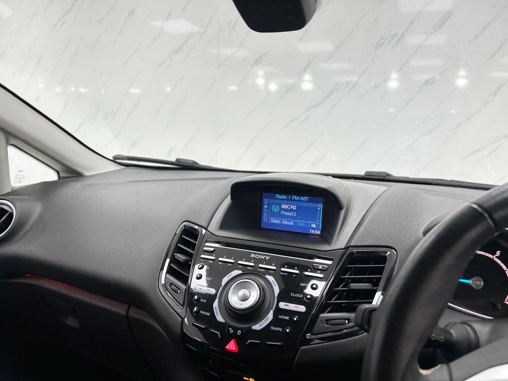 Used Ford Fiesta 2016 for sale - 76740524: Photo 14
