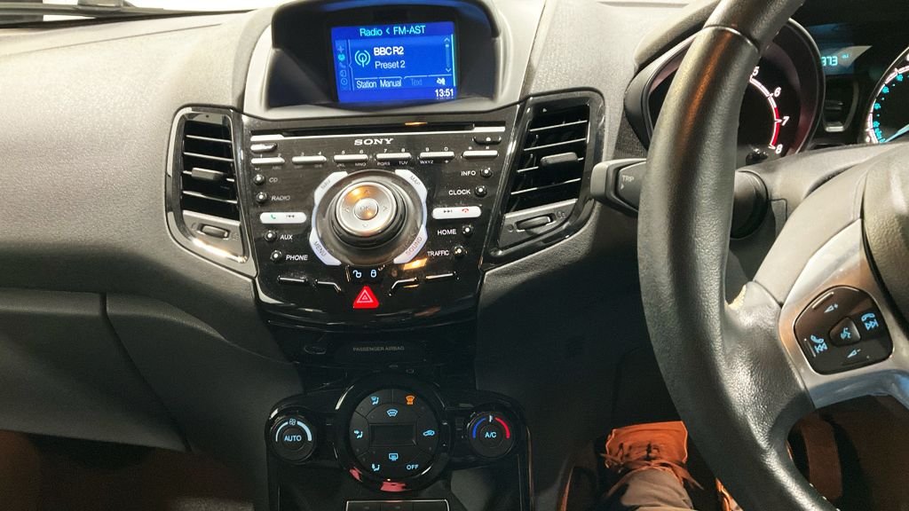 Used Ford Fiesta 2016 for sale - 76740524: Photo 7