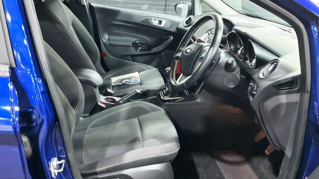 Used Ford Fiesta 2016 for sale - 76740524: Photo 9