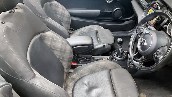 Used MINI Convertible 2016 for sale - 76223526: Photo 11