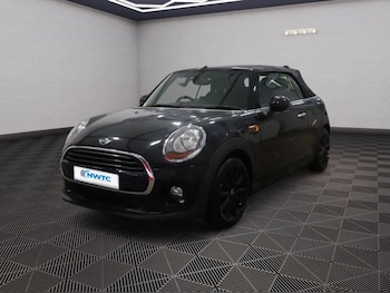 Used MINI Convertible 2016 for sale - 76223526: Photo