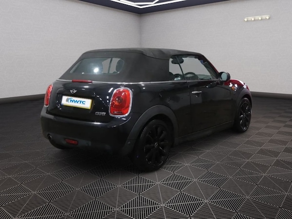 Used MINI Convertible 2016 for sale - 76223526: Photo 5