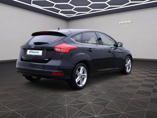 Used Ford Focus 2016 for sale - 76223539: Photo 4