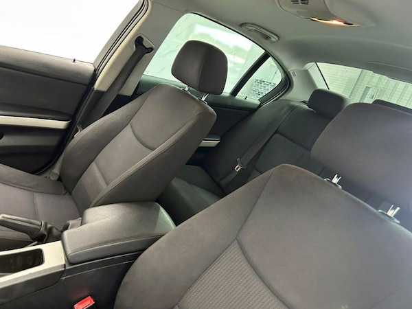 Used BMW 3 Series 2011 for sale - 76279644: Photo 12