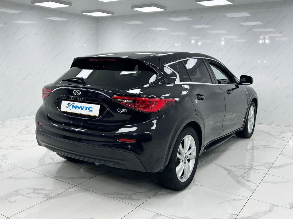 Used Infiniti Q30 2017 for sale - 76430233: Photo 10