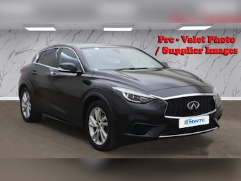 Used Infiniti Q30 2017 for sale - 76430233: Photo
