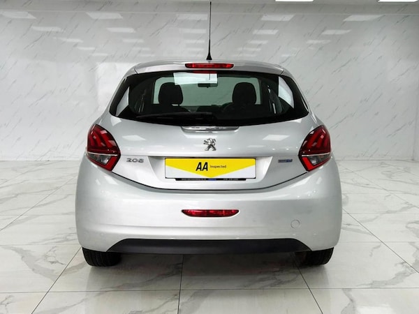 Used Peugeot 208 2015 for sale - 74391213: Photo 10