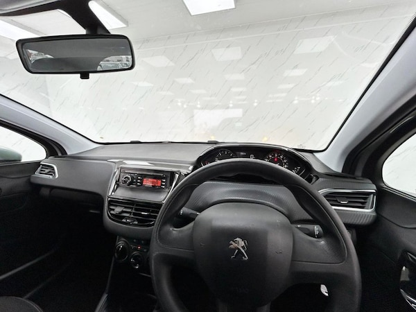Used Peugeot 208 2015 for sale - 74391213: Photo 19