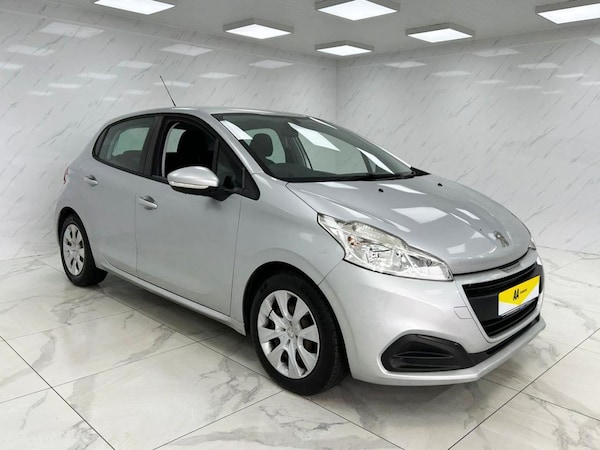 Used Peugeot 208 2015 for sale - 74391213: Photo 3