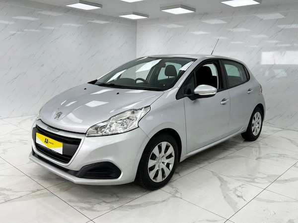 Used Peugeot 208 2015 for sale - 74391213: Photo 6