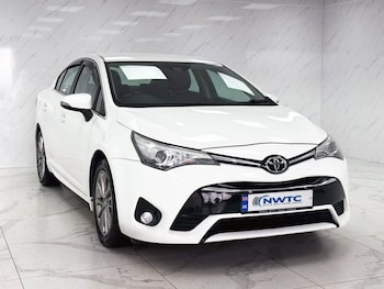 Used Toyota Avensis 2016 for sale - 79265487: Photo