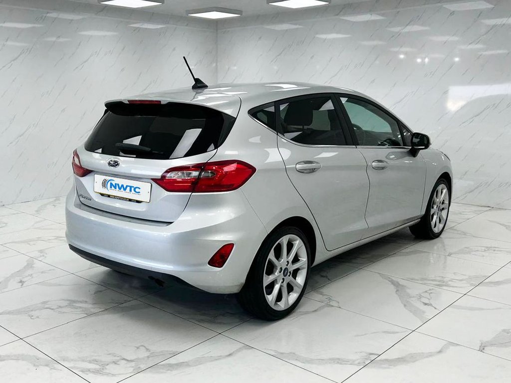 Used Ford Fiesta 2019 for sale - 76973701: Photo 10