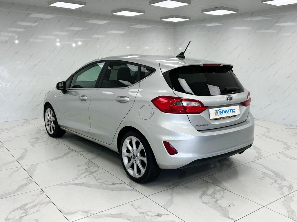 Used Ford Fiesta 2019 for sale - 76973701: Photo 6