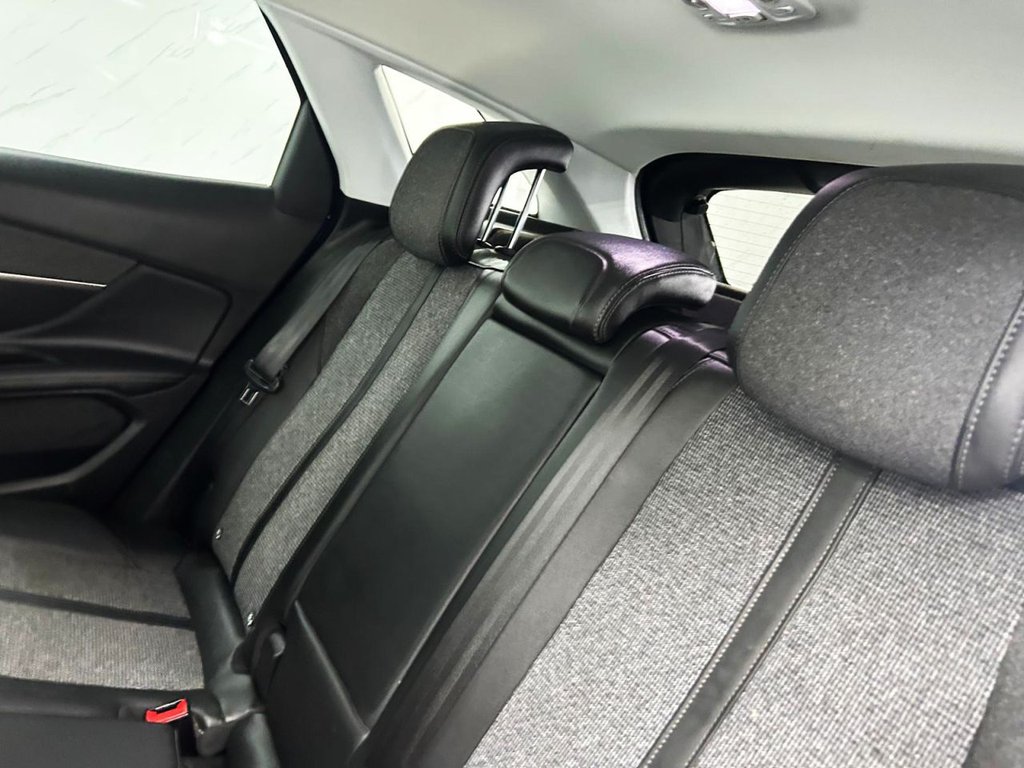 Used Peugeot 3008 2018 for sale - 78069036: Photo 20