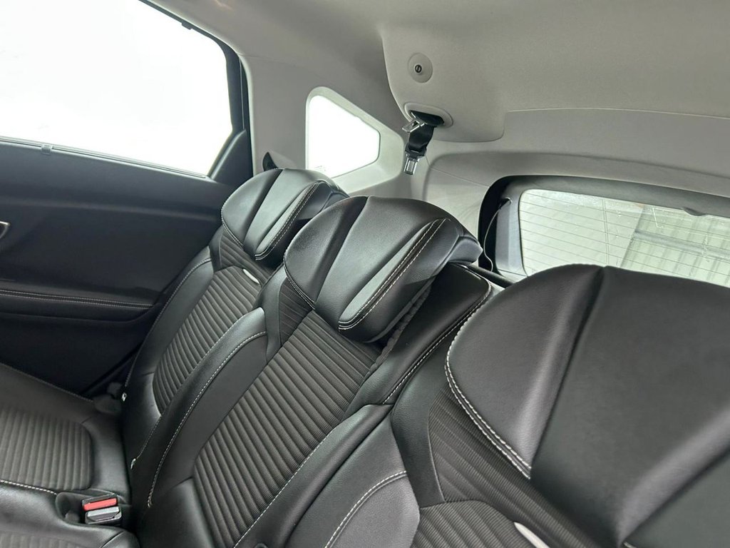 Used Renault Scenic 2017 for sale - 76267043: Photo 18
