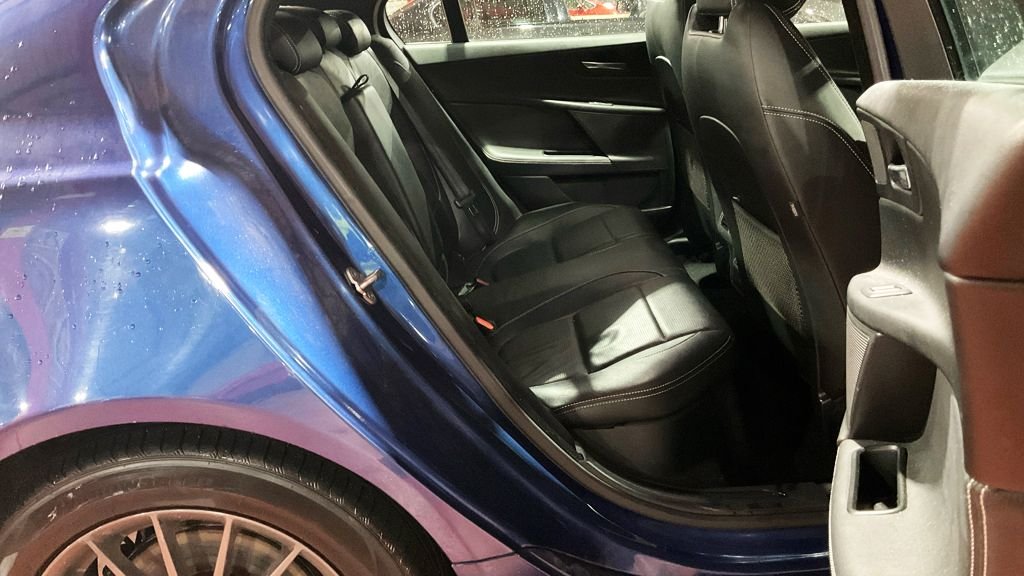 Used Jaguar XE 2016 for sale - 76724972: Photo 11