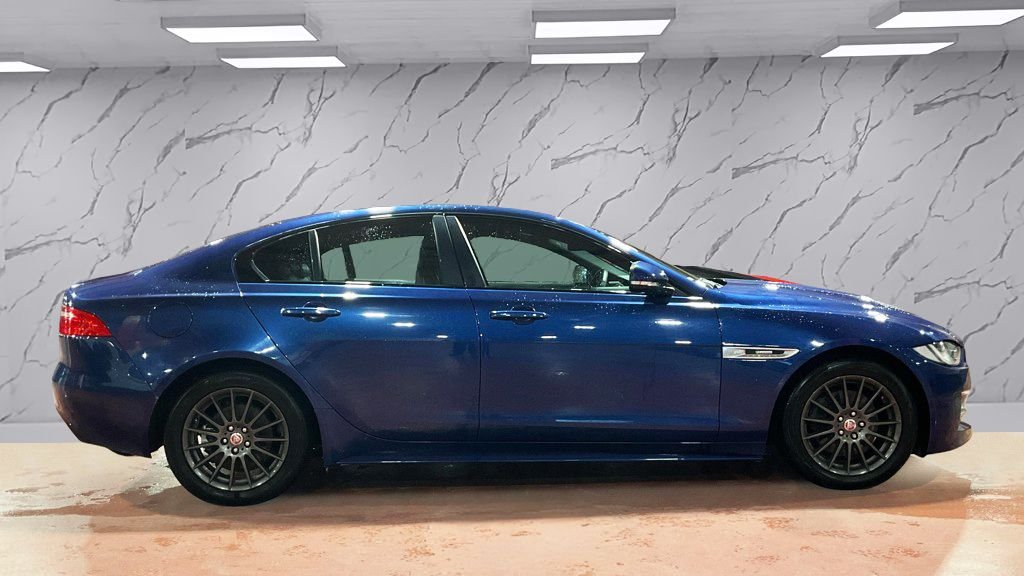 Used Jaguar XE 2016 for sale - 76724972: Photo 6