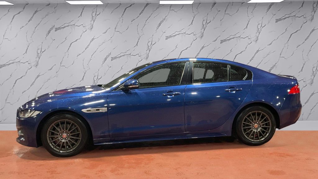 Used Jaguar XE 2016 for sale - 76724972: Photo 7