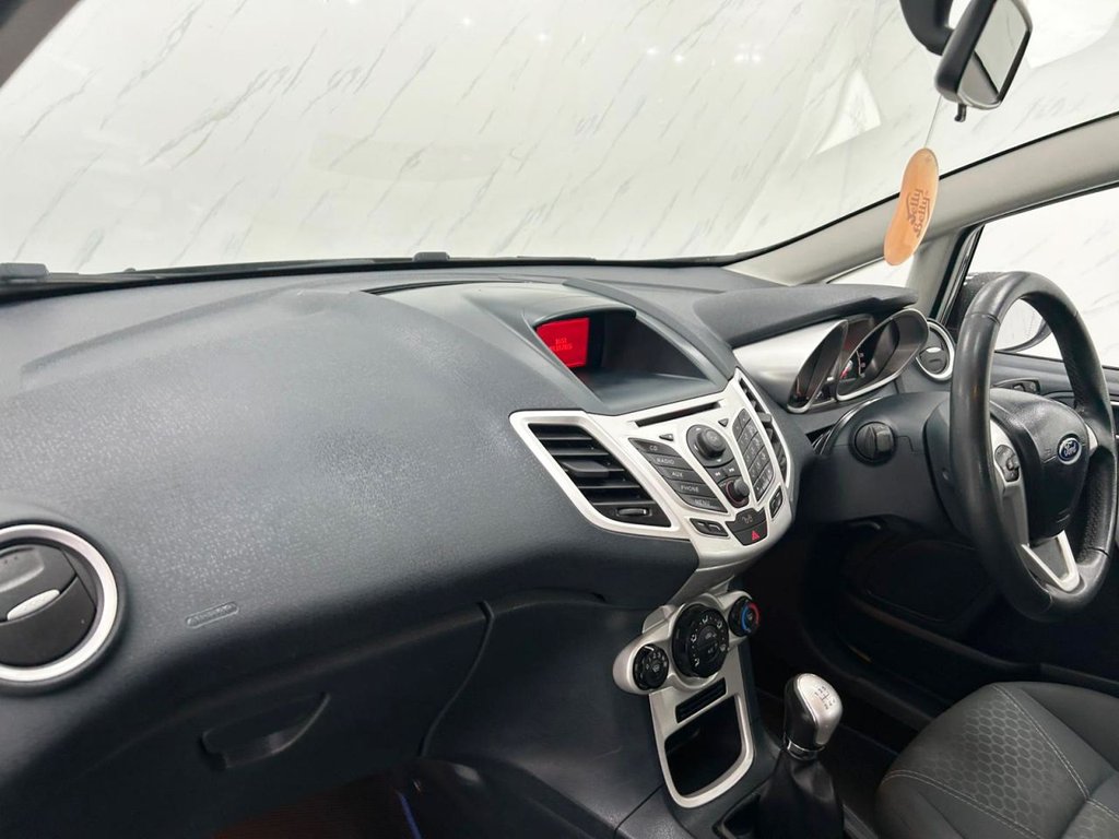 Used Ford Fiesta 2012 for sale - 76376254: Photo 11
