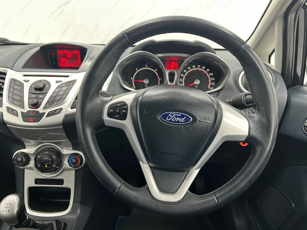 Used Ford Fiesta 2012 for sale - 76376254: Photo 6