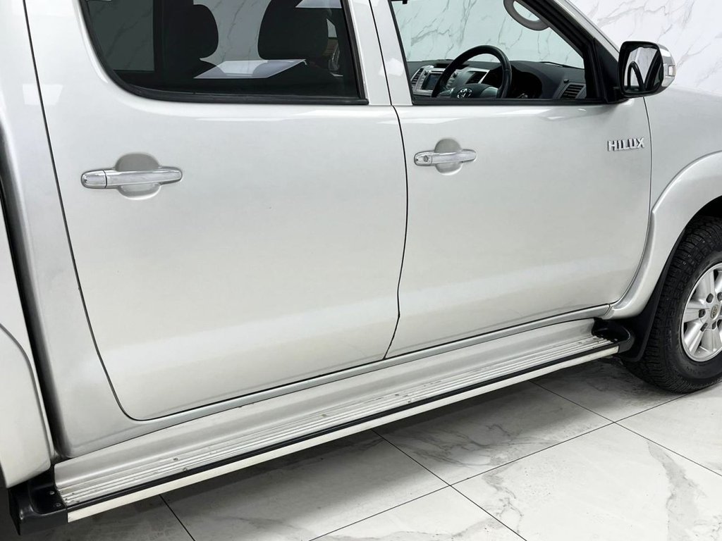 Used Toyota Hilux 2012 for sale - 77227199: Photo 12