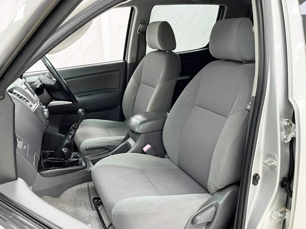 Used Toyota Hilux 2012 for sale - 77227199: Photo 15