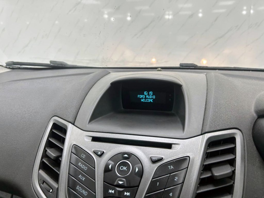 Used Ford Fiesta 2015 for sale - 77792005: Photo 15