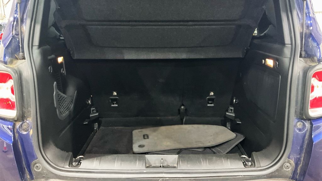 Used Jeep Renegade 2016 for sale - 76923907: Photo 13