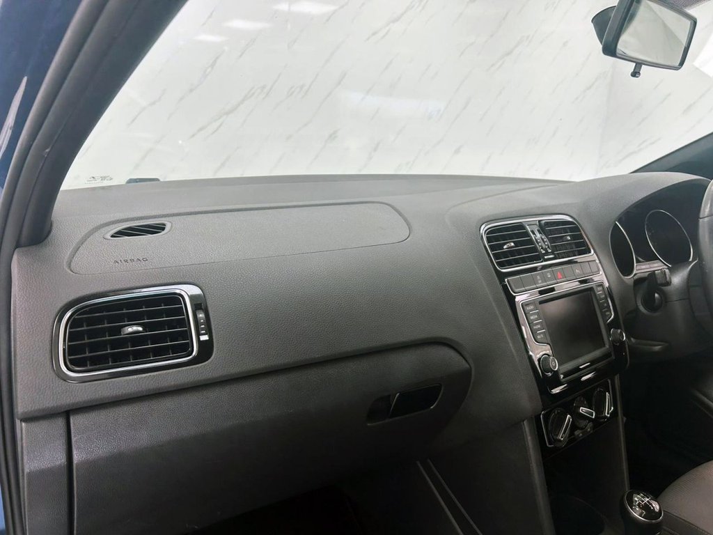 Used Volkswagen Polo 2015 for sale - 76962218: Photo 13